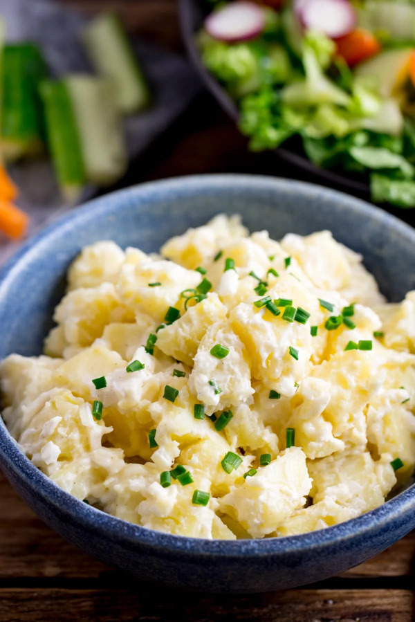 Creamy potato salad